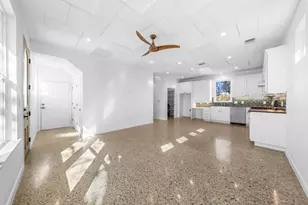 512 W St Johns Ave, Austin, TX 78752 - Photo 5