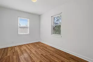 405 S Pine St, Georgetown, TX 78626 - Photo 15