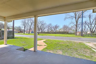 405 S Pine Street, Georgetown, TX 78626 - Photo 3
