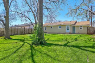 405 S Pine St, Georgetown, TX 78626 - Photo 25