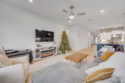8517 Grenadier Drive, Austin, TX 78738 - Photo 11