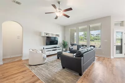 953 Vista Gardens Drive, Buda, TX 78610 - Photo 13