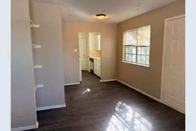 2008 E Stassney Lane #B, Austin, TX 78744 - Photo 5