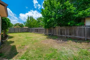 105 Dogwood Dr, Georgetown, TX 78626 - Photo 23