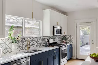 1205 McKinley Avenue, Austin, TX 78702 - Photo 11