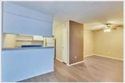 400 W 34th Street #101, Austin, TX 78705 - Photo 3