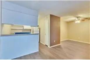 400 W 34th St, Austin, TX 78705 - Photo 3