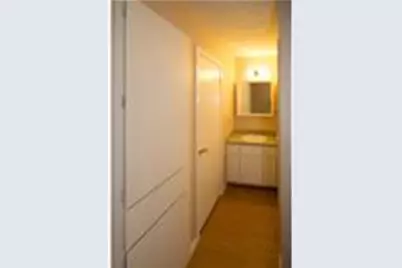 400 W 34th Street #101, Austin, TX 78705 - Photo 5
