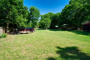 1104 Perry Rd, Austin, TX 78721 - Photo 9