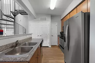 2502 Leon St, Austin, TX 78705 - Photo 5