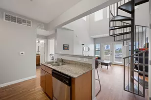 2502 Leon St, Austin, TX 78705 - Photo 9