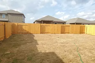 136 Constitution St, Liberty Hill, TX 78642 - Photo 27