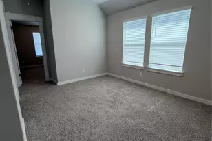 136 Hartson Dr, Taylor, TX 76574 - Photo 13