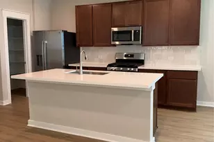 136 Hartson Dr, Taylor, TX 76574 - Photo 5