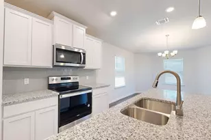 305 Creekfall Rd, Burnet, TX 78611 - Photo 5