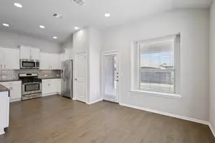 109 Serrano St, Georgetown, TX 78628 - Photo 7