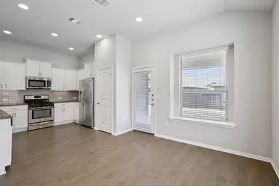 109 Serrano Street, Georgetown, TX 78628 - Photo 7