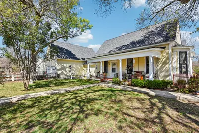 419 W San Antonio Street, Lockhart, TX 78644 - Photo 3