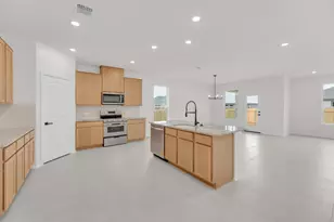 15009 Kiger Mustang Dr, Manor, TX 78653 - Photo 9