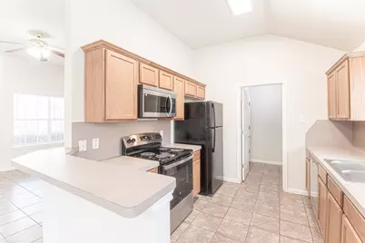 10 Green Glade Court, Wimberley, TX 78676 - Photo 9