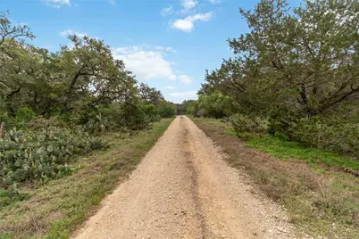 1306 Thousand Oaks Loop, San Marcos, TX 78666 - Photo 33