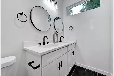 6210 Larch Terrace #B, Austin, TX 78741 - Photo 17