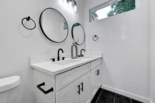 6210 Larch Terrace, Austin, TX 78741 - Photo 17