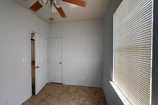 251 Zimmerman Ave, Bastrop, TX 78602 - Photo 7