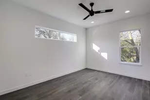 5600 William Holland Ave, Austin, TX 78756 - Photo 13