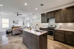 5600 William Holland Ave, Austin, TX 78756 - Photo 7