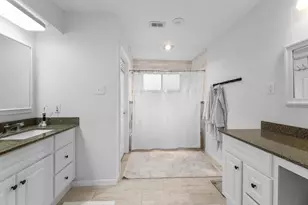 8303 Red Willow Dr, Austin, TX 78736 - Photo 9