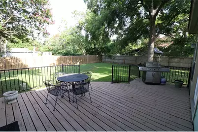 608 E 13th Street, Georgetown, TX 78626 - Photo 19