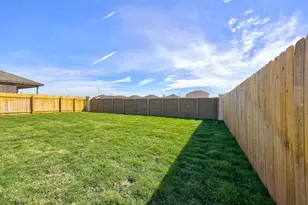 618 Waterway, Hutto, TX 78634 - Photo 25