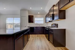 618 Waterway, Hutto, TX 78634 - Photo 9