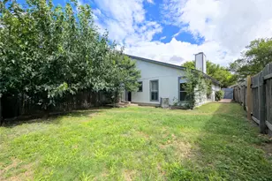 2036 Redwing Way, Round Rock, TX 78664 - Photo 19