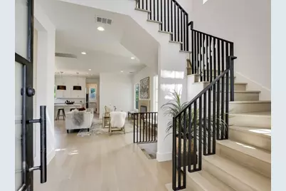 2000 Raleigh Avenue, Austin, TX 78703 - Photo 3