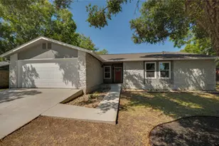 2202 Donna Dr, Taylor, TX 76574 - Photo 1