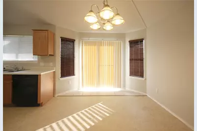 2001 Charlotte Way, Round Rock, TX 78664 - Photo 5