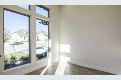 1021 Lariat Loop, Liberty Hill, TX 78642 - Photo 11