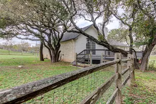 805 Kemp Hills Dr, Austin, TX 78737 - Photo 25