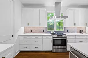 5501 Avenue H, Austin, TX 78751 - Photo 13