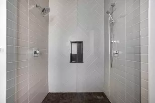 1009 E 12th St, Austin, TX 78702 - Photo 17