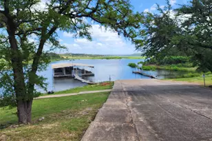 313 Kendall Dr, Spicewood, TX 78669 - Photo 35