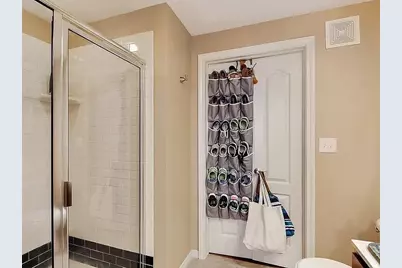 2505 San Gabriel Street #605, Austin, TX 78705 - Photo 11