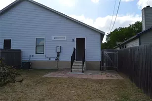 9404 Menchaca Rd, Austin, TX 78748 - Photo 11