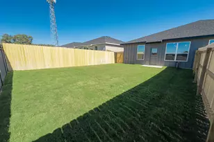 8905 Prickly Ash Dr, Killeen, TX 76542 - Photo 17