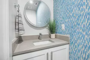 1218 Eleanor St, Austin, TX 78721 - Photo 17