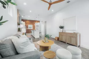 1218 Eleanor St, Austin, TX 78721 - Photo 3