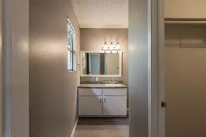 207 N Cougar Avenue, Cedar Park, TX 78613 - Photo 11