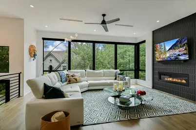 2004 Rue De St Tropez, Austin, TX 78746 - Photo 7